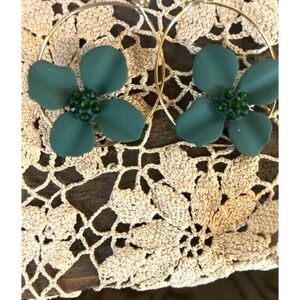 Unique Emerald Green Floral Flower‎ Crystal Hoop Wire Earrings Gold Tone